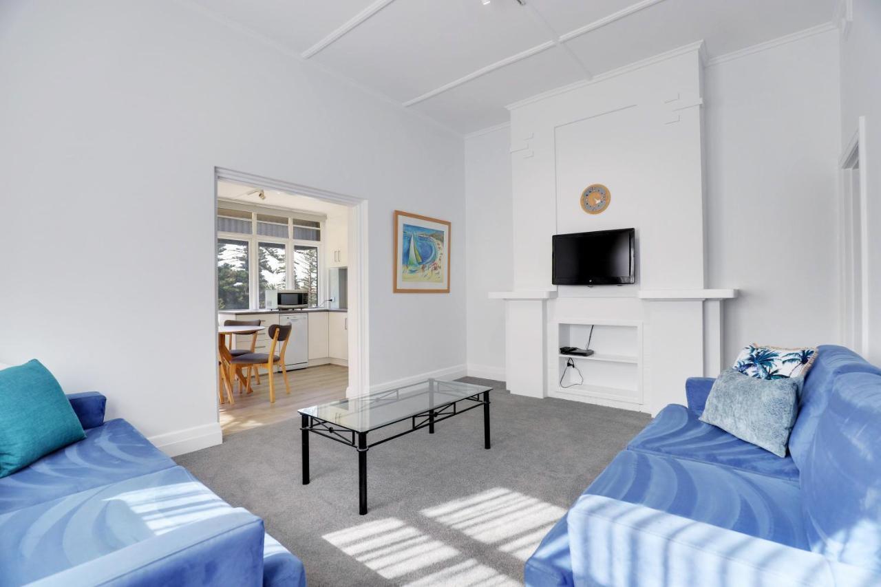 Bayview Apartments Glenelg Adelaide Buitenkant foto